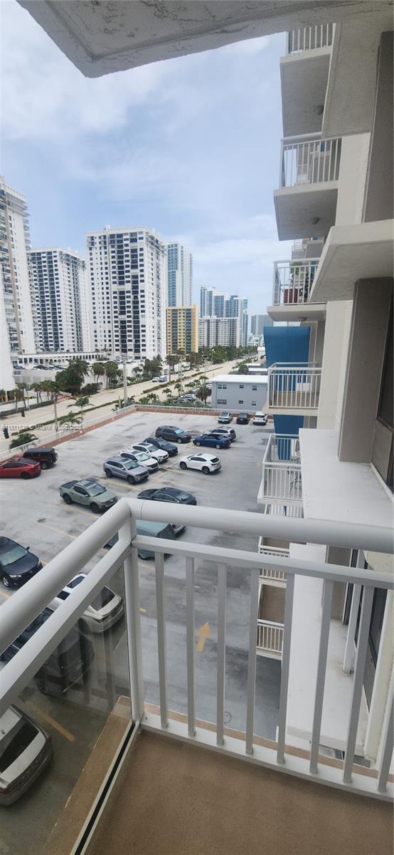 Building Photo - 1600 S Ocean Dr