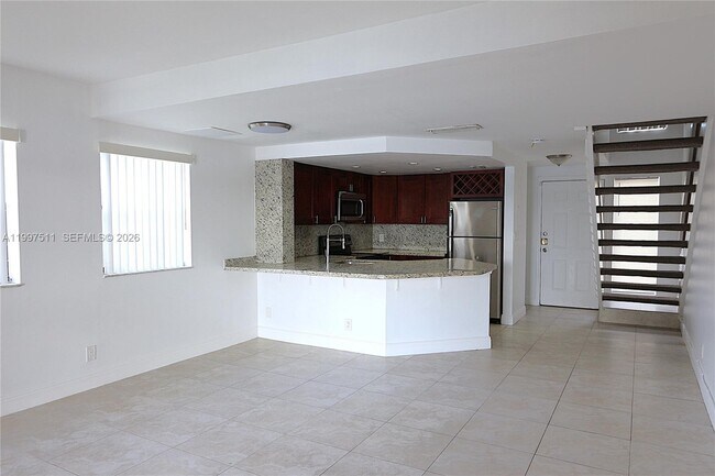 Foto del edificio - 5200 NW 31st Ave