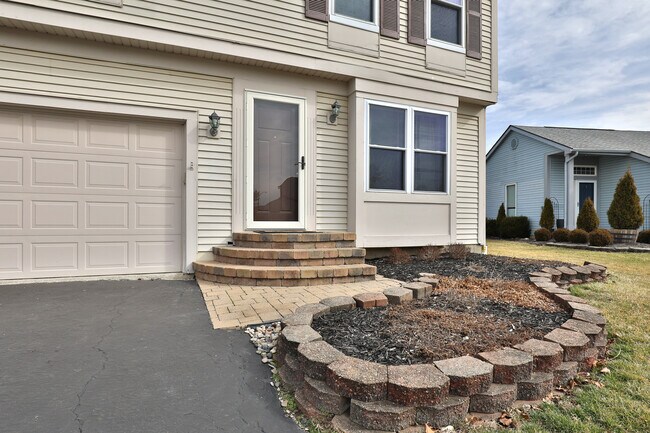 Building Photo - 5256 Redmond Ct