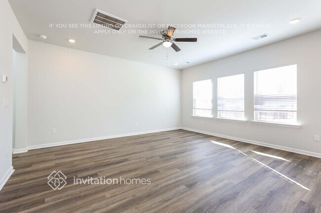 Building Photo - 3972 Zepelin Wy