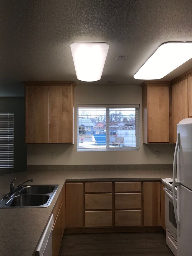 Foto del edificio - 583 Quincy St