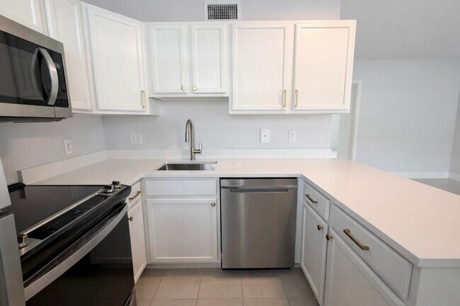 Foto del edificio - 2660 NE 8th Ave