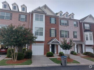 Building Photo - 604 Coligny Ct