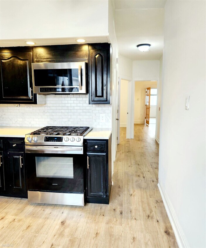 Primary Photo - 3 br, 1 bath Duplex - 27 Newark Bay Court 2