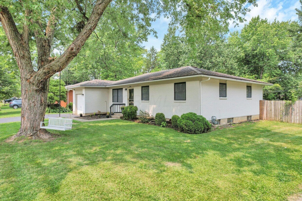 242 Muskingum Dr, Columbus, OH 43230 House Rental in Columbus, OH