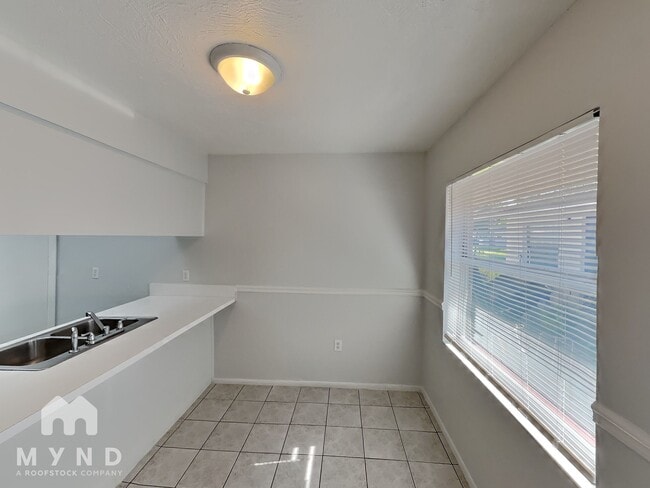 Foto del edificio - 3719 136th Ave N