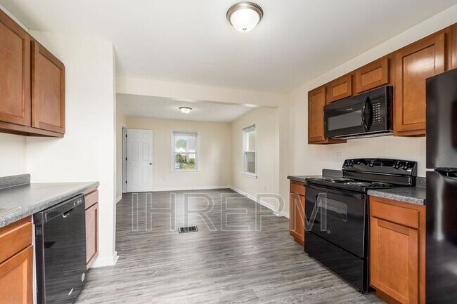 Foto del edificio - 830 Chestershire Rd