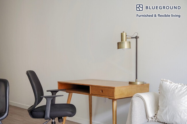 Building Photo - 2401 S Jackson St