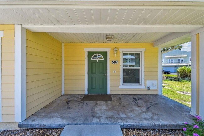 Foto del edificio - 587 Shady Grove Dr