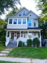 Building Photo - 251 Whiting Ln
