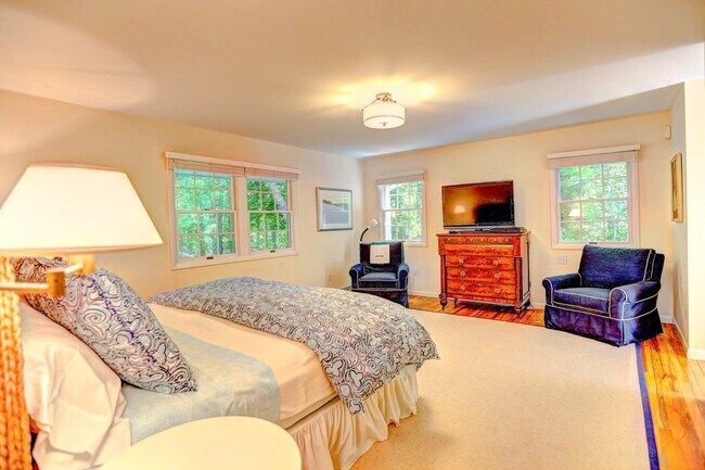 Building Photo - 14 Mountain Laurel Ln