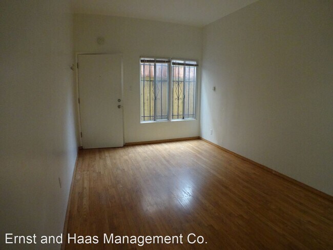 Building Photo - 159 Roycroft Ave