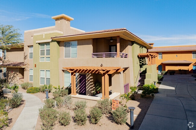 Building Photo - Villaggio at La Quinta