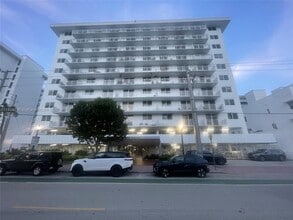 Building Photo - 345 Ocean Dr