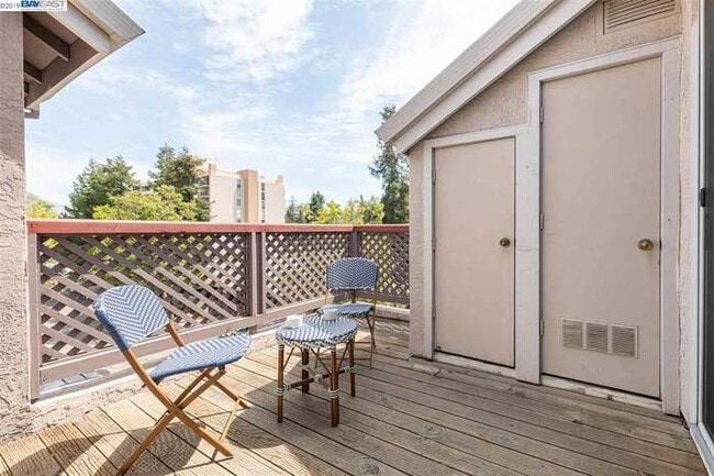 Foto del edificio - 3695 Stevenson Blvd