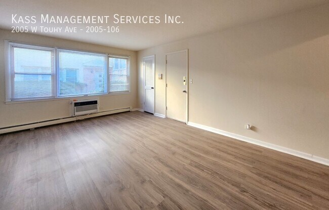 Foto del edificio - 2005 W Touhy Ave