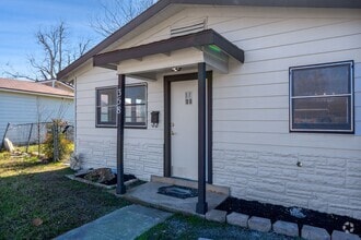 Building Photo - 358 Anton Dr
