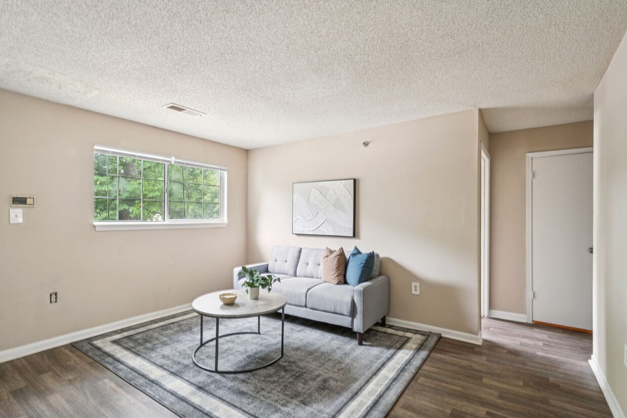 Foto principal - 730 Kenridge Pkwy