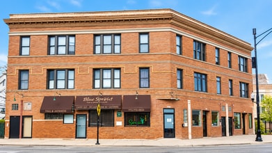 Building Photo - 2169 N Milwaukee Ave
