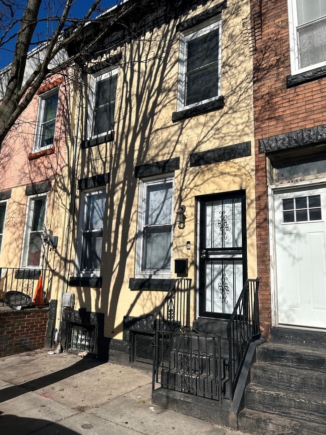 Photo - 2519 W Gordon St House