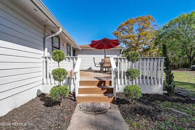 Building Photo - 11321 Deep Ln