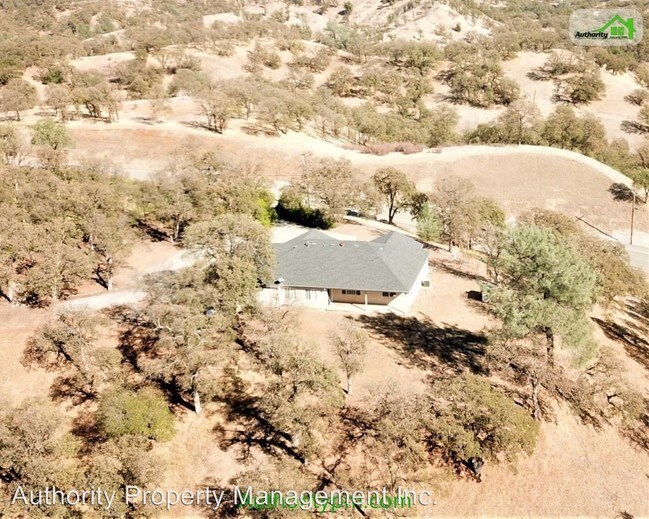 Building Photo - 4 br, 2 bath House - 16735 Happy Valley Trail