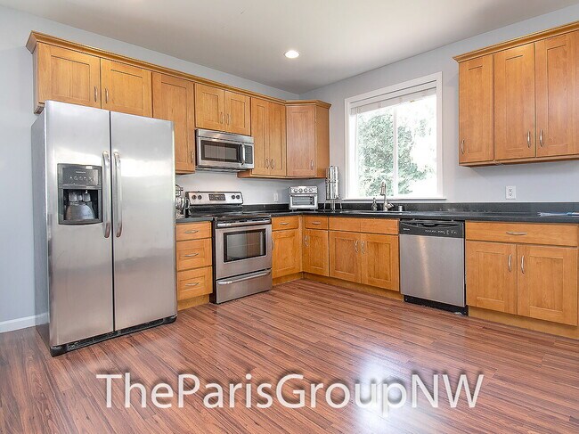 Foto del edificio - Wonderful 2012 Renton 3BR * Backs To Greenbelt