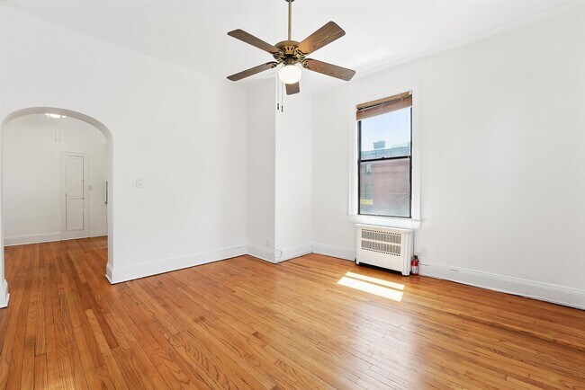 Foto del edificio - 457 Jersey Ave