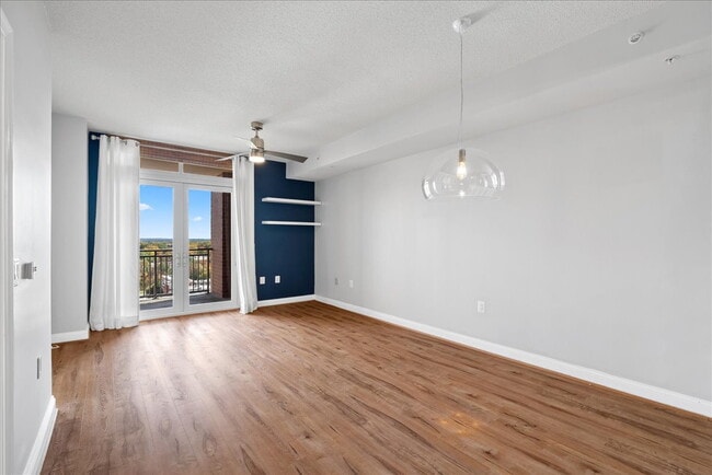 Foto del edificio - Stunning 9th-Floor Retreat at The Mercer
