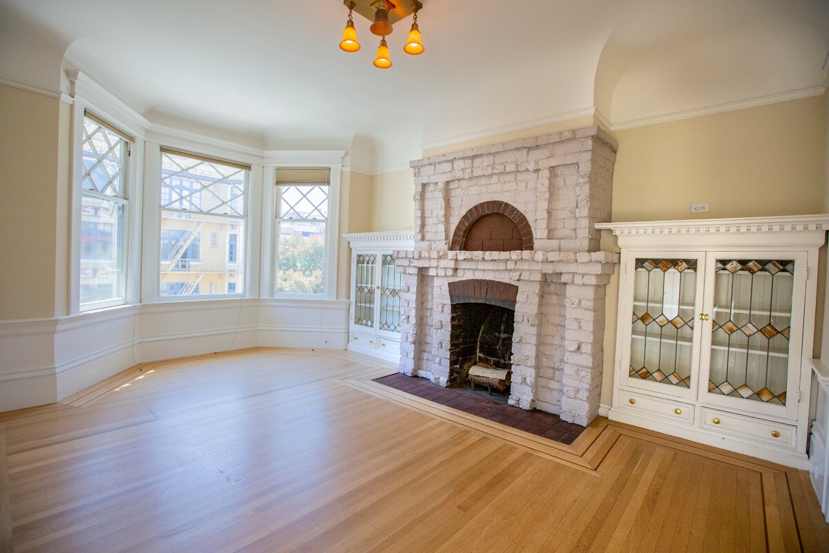Primary Photo - 1320 Taylor St