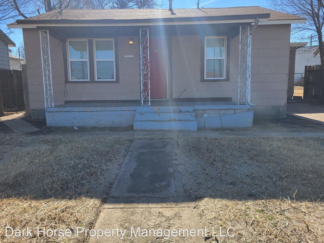 Primary Photo - 2 br, 1 bath House - 617 Monroe