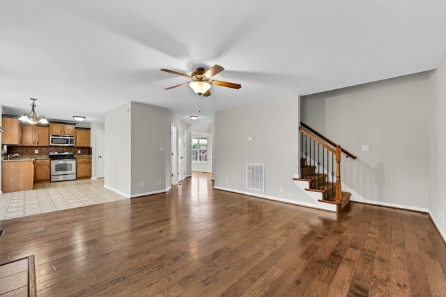 Building Photo - 1109 Ishee Dr