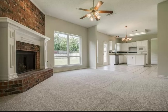 Building Photo - 726 Oak Hollow Ln
