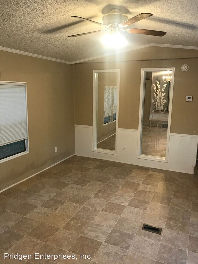 Building Photo - 2 br, 2 bath House - 196 Fernwood Drive