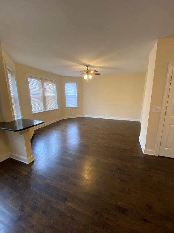 Foto del edificio - 4540 W George St