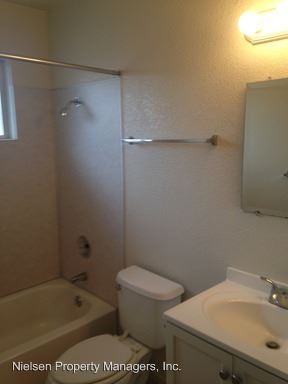 Building Photo - 905 Carro Dr
