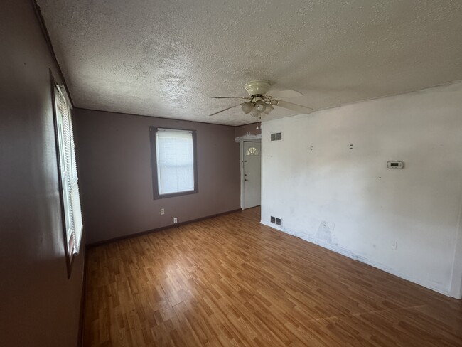 Building Photo - 1625 Wickham Ave