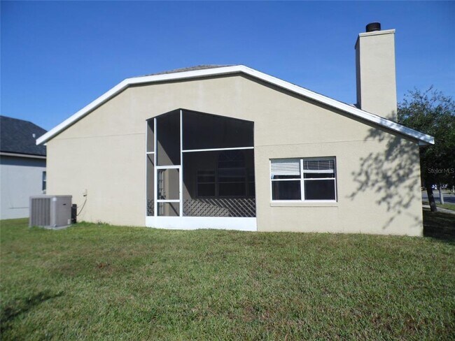 Foto del edificio - 11020 Felton Ct