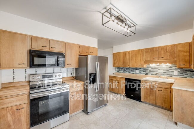 Foto del edificio - 2299 Zinnia Way