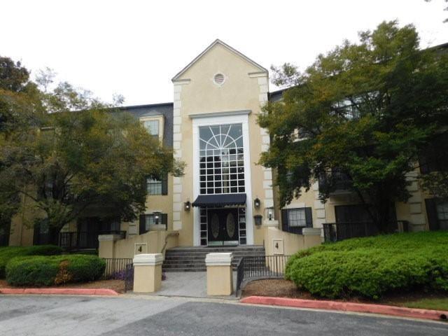 Foto del edificio - 4115 Pine Heights Dr NE