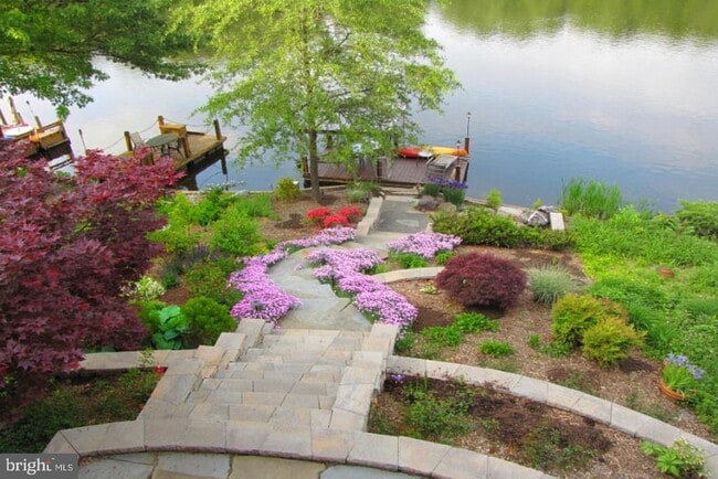Building Photo - 2001 Chadds Ford Dr