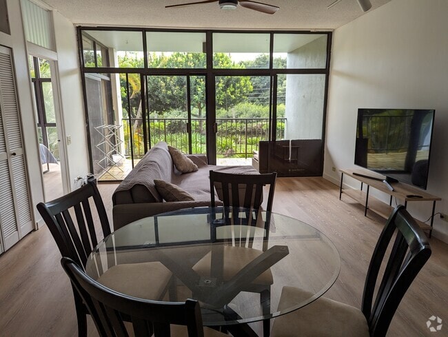 Building Photo - 1030 Aoloa Pl