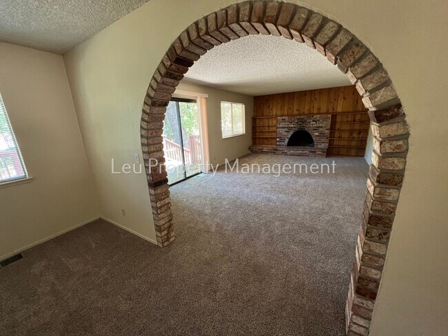 Building Photo - 4436 Sierra Express Dr