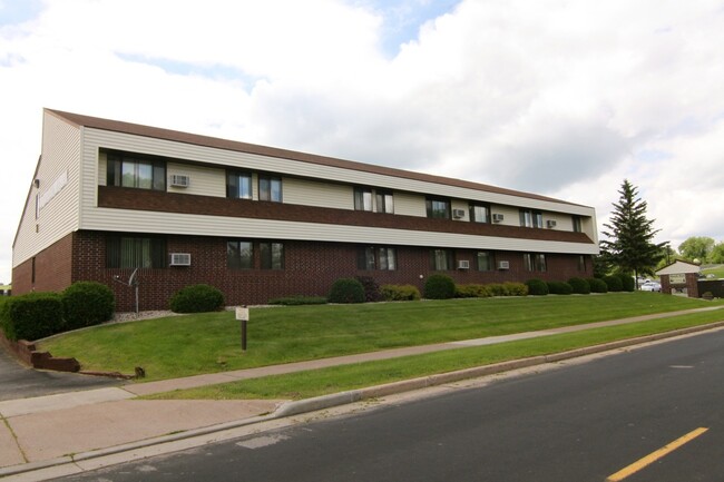 Building Photo - Marsh Run Apartments