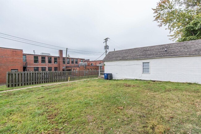 Building Photo - 501 Caden Ct