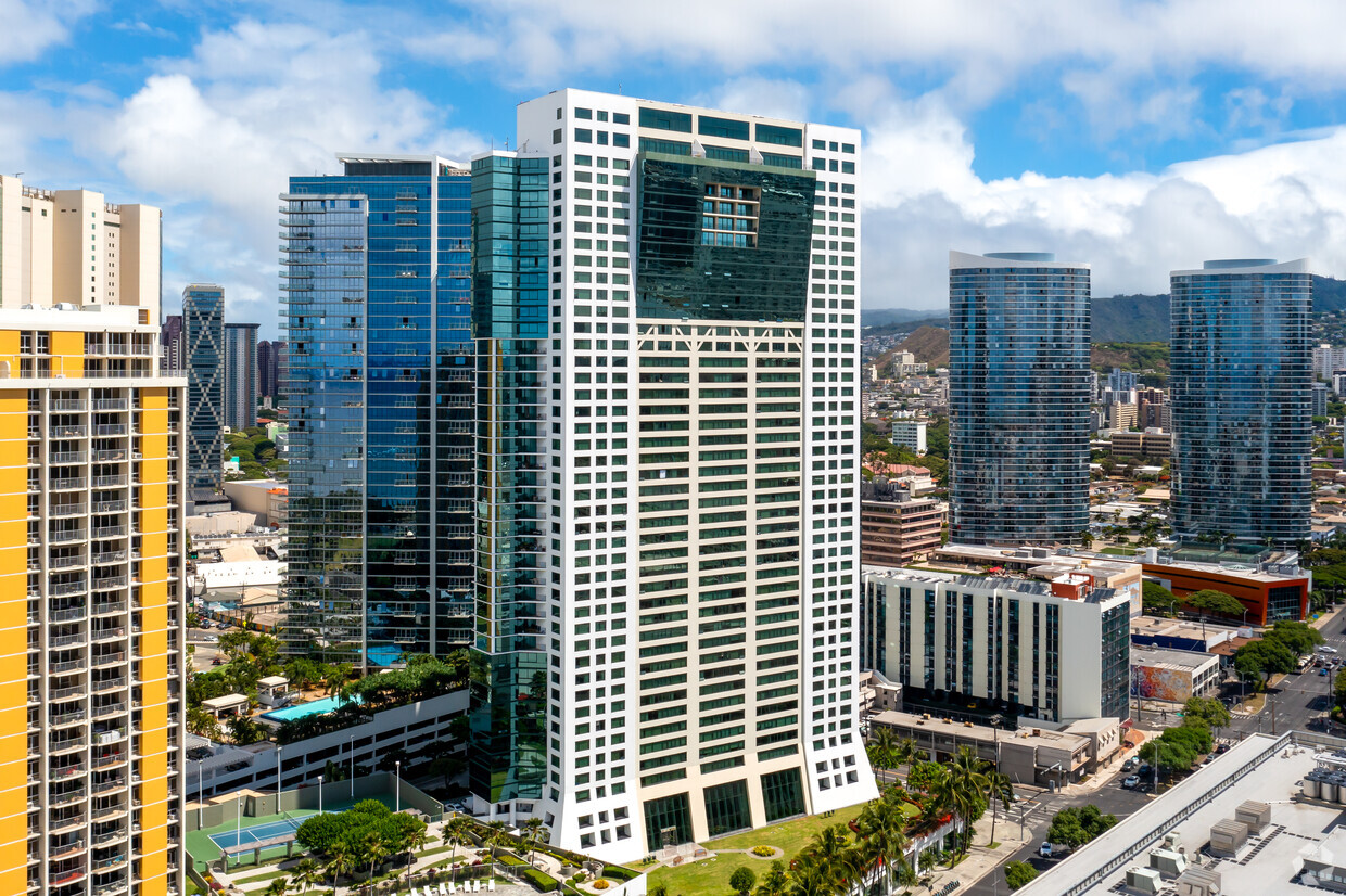 Exterior View - Hawaiki Tower