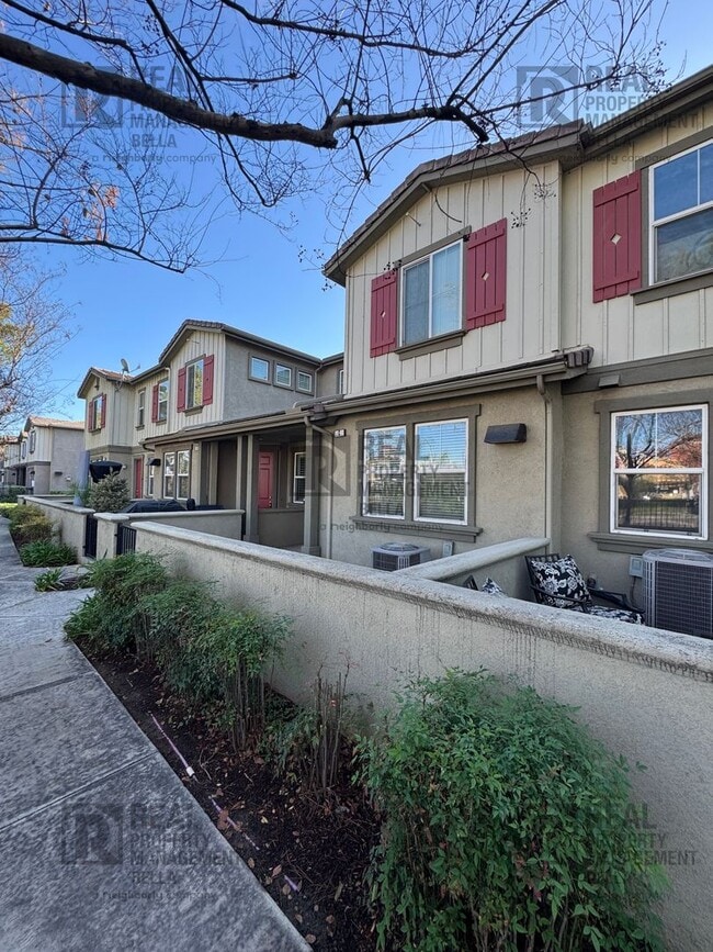 Foto del edificio - Bright & Open 2-Bed Condo with Loft, Patio & Moreno Valley Ranch Lifestyle