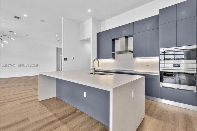 Foto del edificio - 5765 SW 104th Terrace