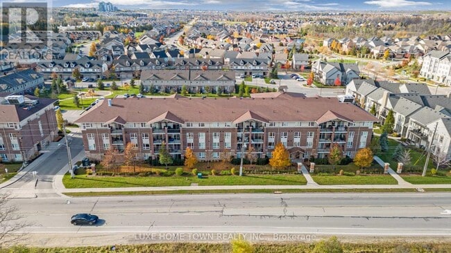 Building Photo - 67 Kingsbury Square