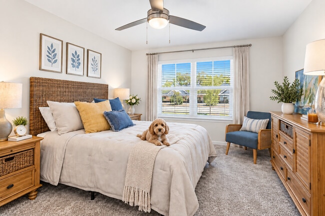 Building Photo - Whisper Creek Village